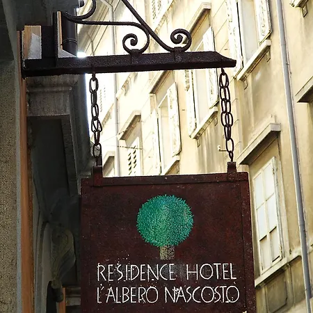 Hotel Boutique Albero Nascosto 3*