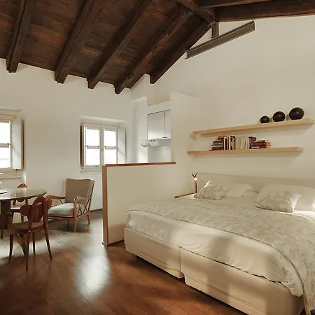 Boutique Albero Nascosto فندق ترييستي