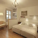 Boutique Albero Nascosto 3* 的里雅斯特